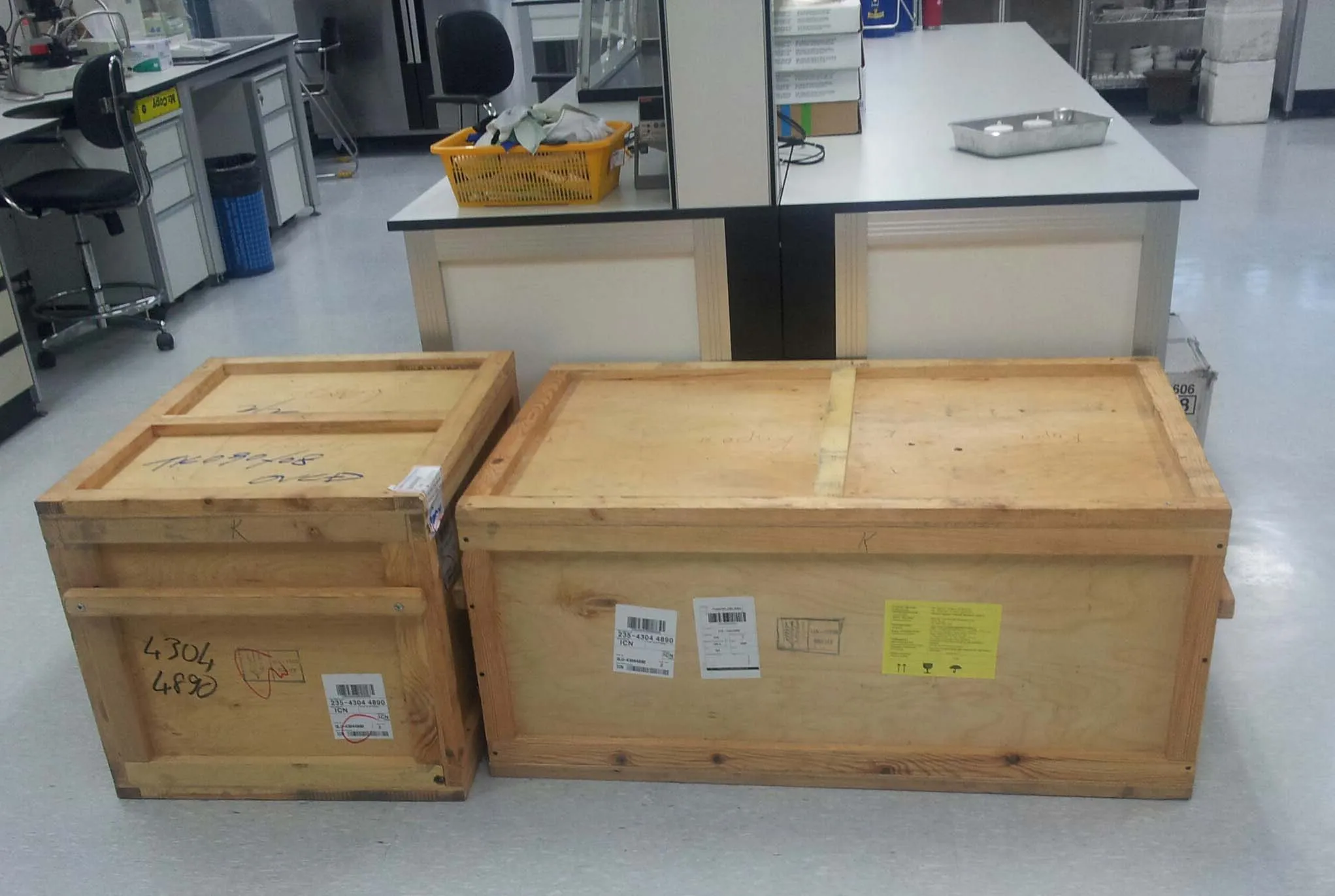 Benzene line laboratory equipment in boxes, ready for shipment