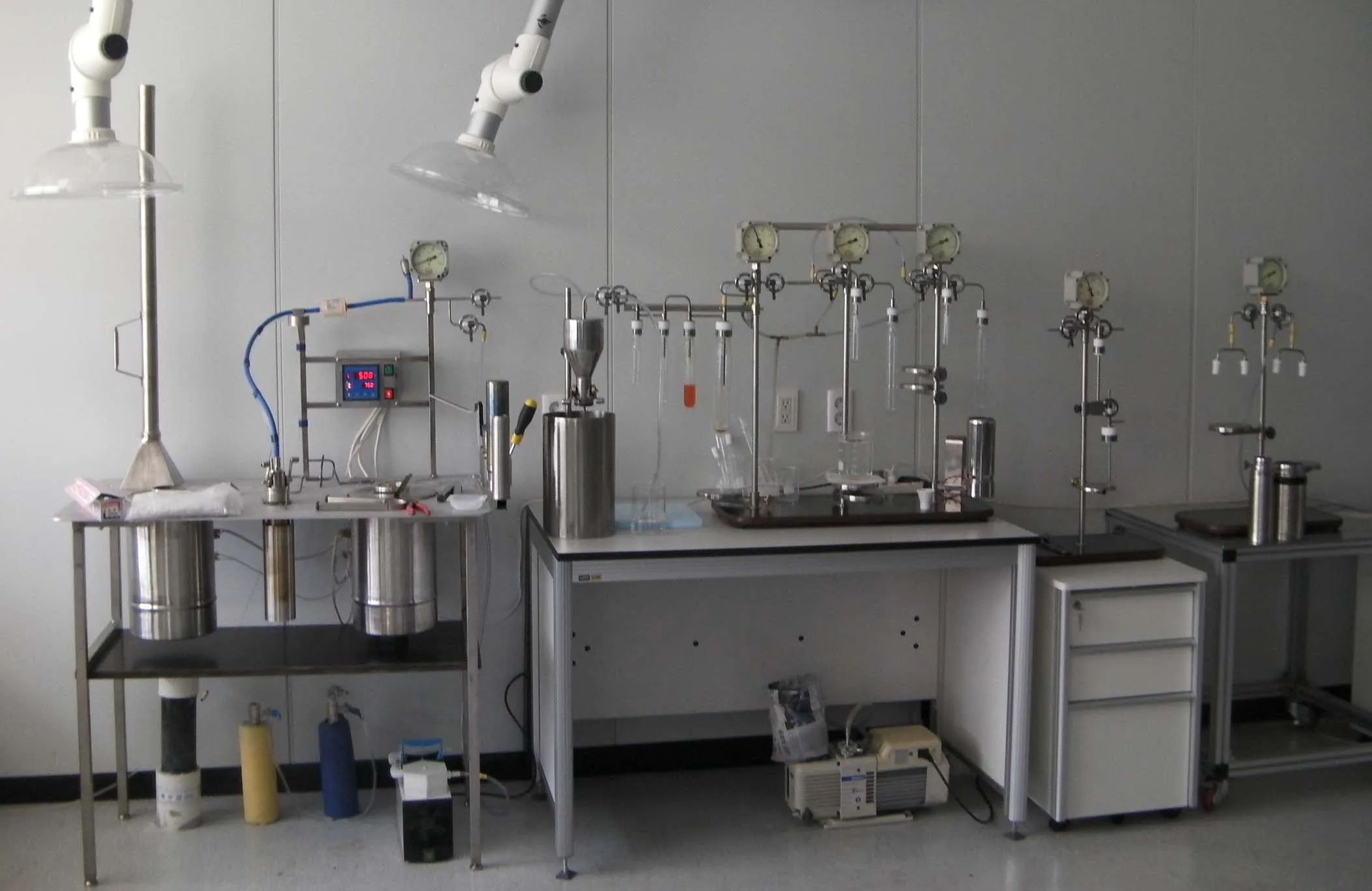 Benzene line laboratory installed, 2013
