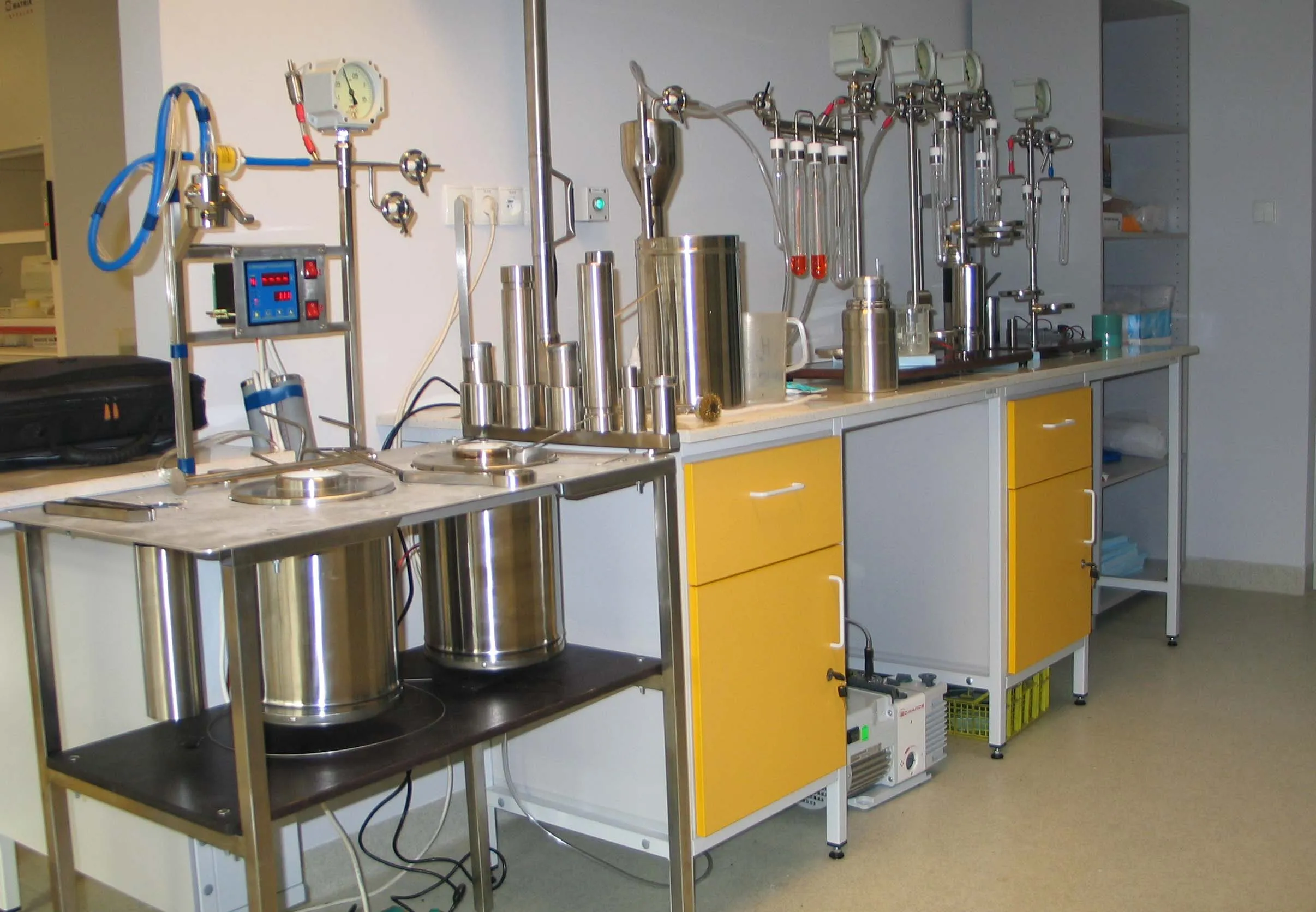 New benzene line laboratory installed in Poland, 2014